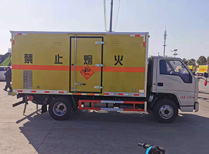 莒南爆破器材运输车